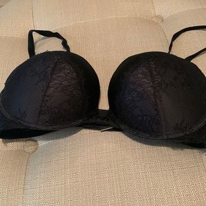 Black bra with lace details
